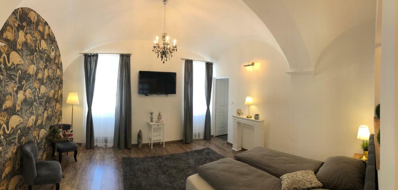 Frank Apartman Deluxe Villa Eğri Dış mekan fotoğraf
