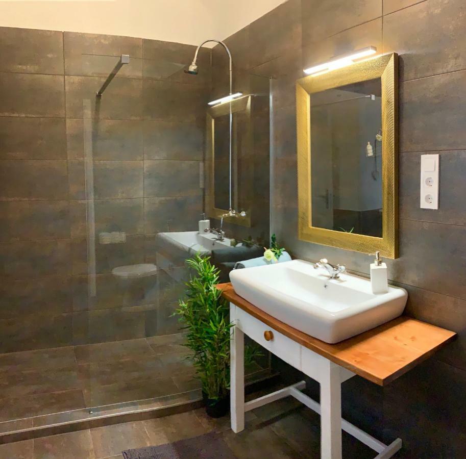 Frank Apartman Deluxe Villa Eğri Dış mekan fotoğraf